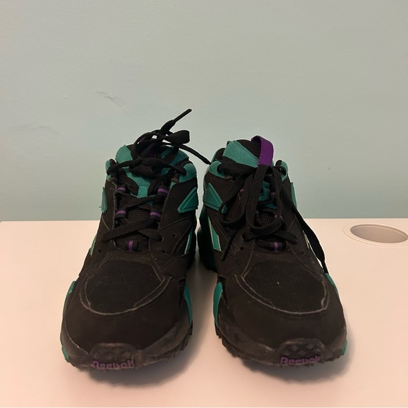 Reebok Aztrek US 8.5 - Picture 2 of 2